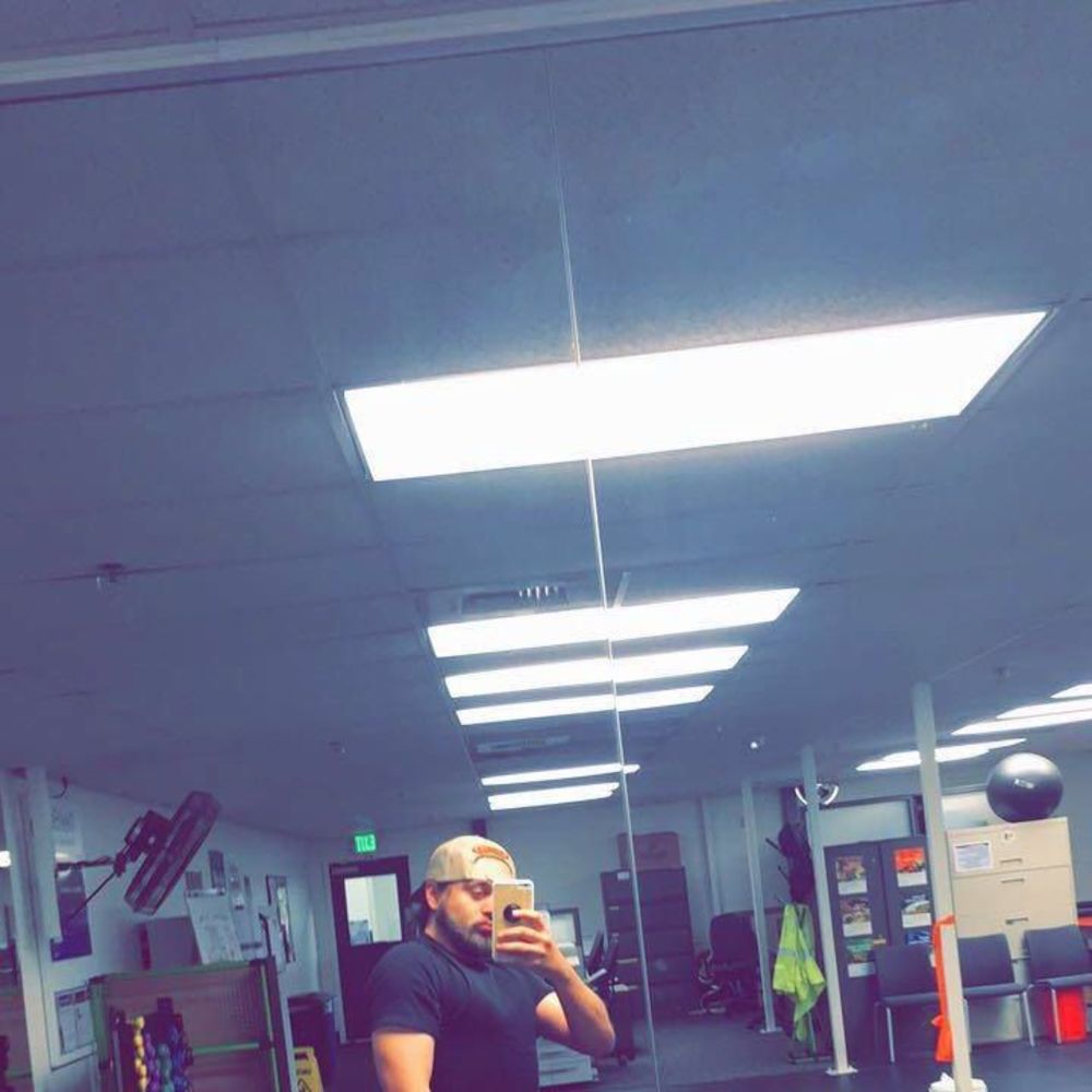 Meet your Posher, Angelo